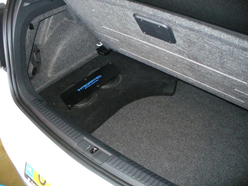 Helix Subwoofer Pagina 2 MyPolo Het Polo forum van Nederland & België